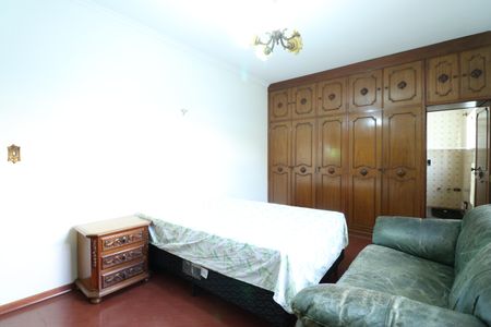 Casa à venda com 700m², 4 quartos e 5 vagasSuíte 1