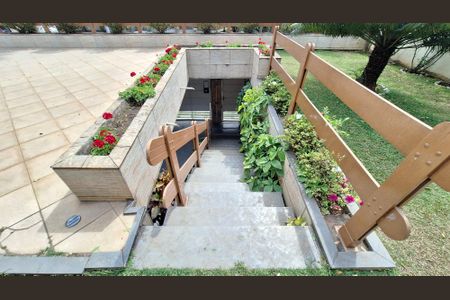 Casa à venda com 700m², 4 quartos e 5 vagasEscada