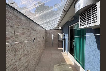 Casa de condomínio para alugar com 160m², 3 quartos e sem vaga Casa de condomínio para alugar com 160m², 3 quartos e sem vagaÁrea suítes 2 e 3