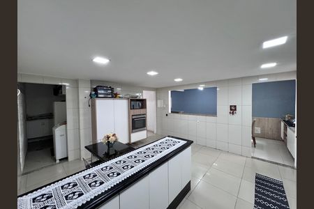 Cozinha de casa de condomínio para alugar com 3 quartos, 160m² em Vargem Pequena, Rio de Janeiro
