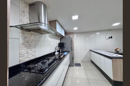 Casa de condomínio para alugar com 160m², 3 quartos e sem vaga Casa de condomínio para alugar com 160m², 3 quartos e sem vagaCozinha