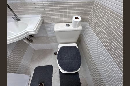 Casa de condomínio para alugar com 160m², 3 quartos e sem vaga Casa de condomínio para alugar com 160m², 3 quartos e sem vagaÁrea externa - Lavabo