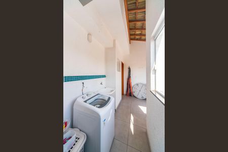 Apartamento à venda com 84m², 2 quartos e 1 vagaÁrea de Serviço