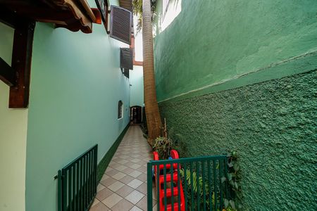 Casa à venda com 240m², 3 quartos e 2 vagas Casa à venda com 240m², 3 quartos e 2 vagasQuintal