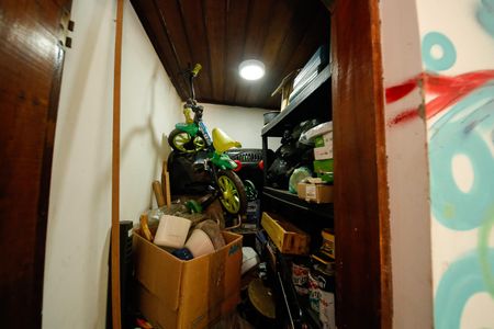 Casa à venda com 240m², 3 quartos e 2 vagas Casa à venda com 240m², 3 quartos e 2 vagasQuarto de Serviço