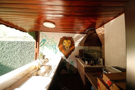 Casa à venda com 240m², 3 quartos e 2 vagas Casa à venda com 240m², 3 quartos e 2 vagasÁrea gourmet