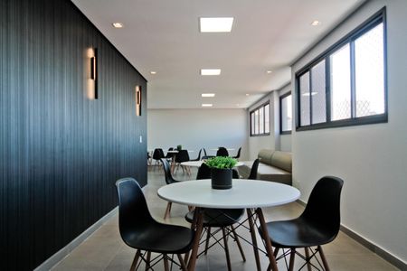 Apartamento para alugar com 41m², 2 quartos e 1 vaga Apartamento para alugar com 41m², 2 quartos e 1 vagaÁrea comum - Salão de festas