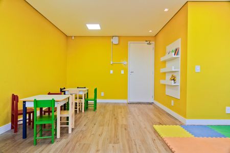 Apartamento para alugar com 41m², 2 quartos e 1 vaga Apartamento para alugar com 41m², 2 quartos e 1 vagaBrinquedoteca