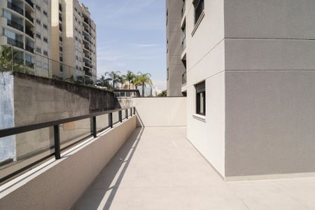 Apartamento à venda com 39m², 2 quartos e 1 vagaÁrea de Serviço e Varanda