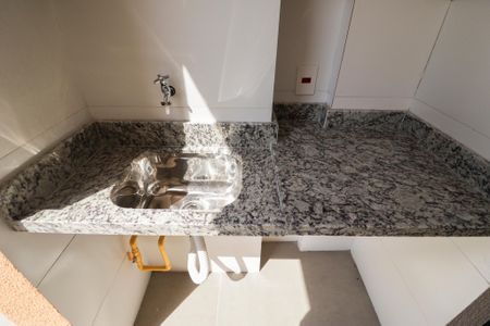 Apartamento à venda com 39m², 2 quartos e 1 vagaÁrea de Serviço e Varanda