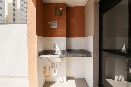 Apartamento à venda com 39m², 2 quartos e 1 vagaÁrea de Serviço e Varanda