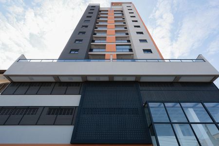 Apartamento à venda com 28m², 1 quarto e sem vaga Apartamento à venda com 28m², 1 quarto e sem vagaFachada do prédio
