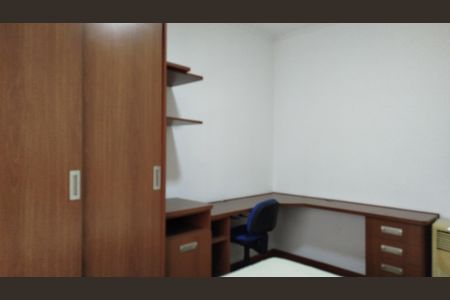 Casa à venda com 226m², 3 quartos e 4 vagasQuarto 2