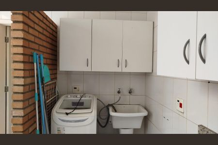 Casa à venda com 226m², 3 quartos e 4 vagasEdícula - Área de Serviço