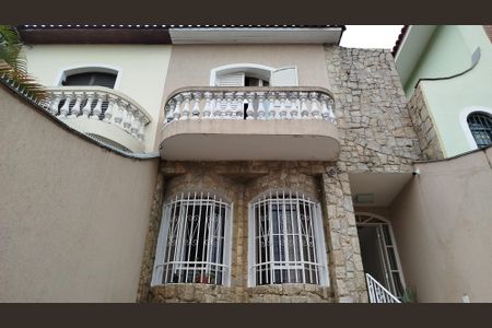 Casa à venda com 226m², 3 quartos e 4 vagasFachada