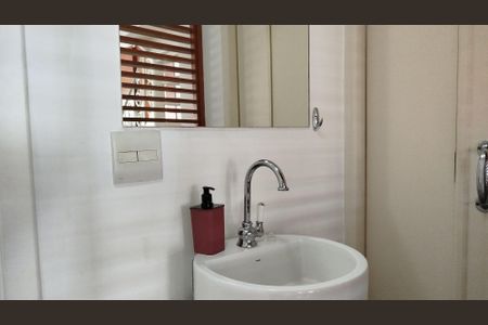 Casa à venda com 226m², 3 quartos e 4 vagasLavabo