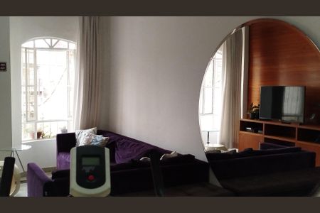 Sala de casa à venda com 3 quartos, 226m² em Jardim Textil, São Paulo