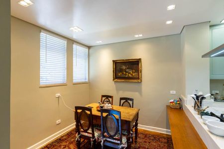 Apartamento à venda com 310m², 4 quartos e 2 vagasCozinha