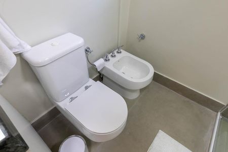 Apartamento à venda com 310m², 4 quartos e 2 vagasBanheiro da Suíte 2