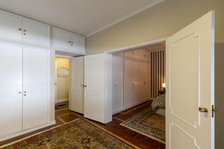 Apartamento à venda com 310m², 4 quartos e 2 vagasSuíte 2