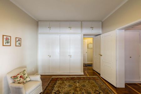 Apartamento à venda com 310m², 4 quartos e 2 vagasSuíte 2