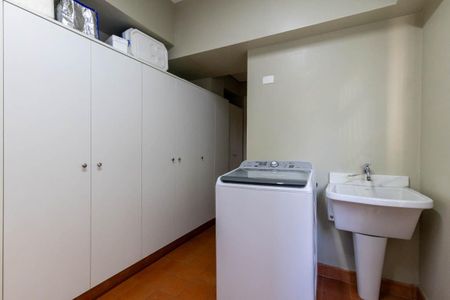 Apartamento à venda com 310m², 4 quartos e 2 vagasLavanderia