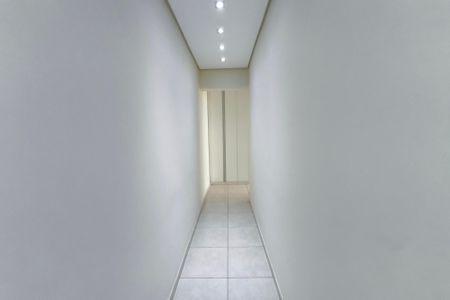 Apartamento à venda com 74m², 3 quartos e 1 vaga Apartamento à venda com 74m², 3 quartos e 1 vagaCorredor