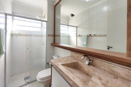Apartamento à venda com 74m², 3 quartos e 1 vaga Apartamento à venda com 74m², 3 quartos e 1 vagaBanheiro