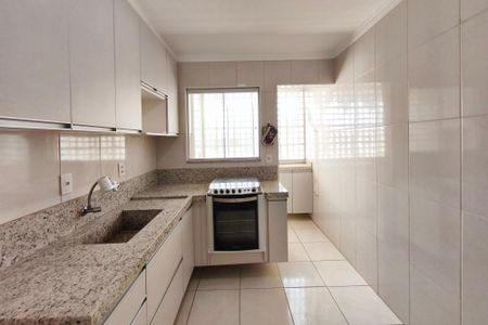 Apartamento à venda com 74m², 3 quartos e 1 vaga Apartamento à venda com 74m², 3 quartos e 1 vagaCozinha