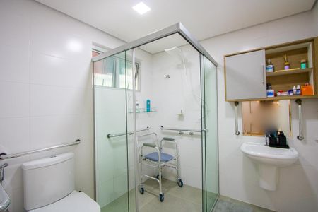 Apartamento à venda com 70m², 2 quartos e 1 vagaBanheiro da Suíte