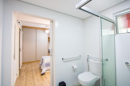 Apartamento à venda com 70m², 2 quartos e 1 vagaBanheiro da Suíte