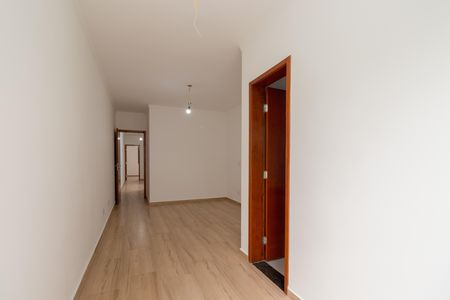 Casa à venda com 110m², 3 quartos e 2 vagas Casa à venda com 110m², 3 quartos e 2 vagasSuíte