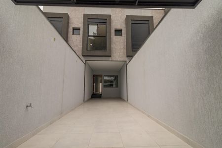 Casa à venda com 110m², 3 quartos e 2 vagas Casa à venda com 110m², 3 quartos e 2 vagasGaragem/Fachada