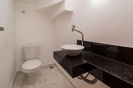 Casa à venda com 110m², 3 quartos e 2 vagas Casa à venda com 110m², 3 quartos e 2 vagasLavabo