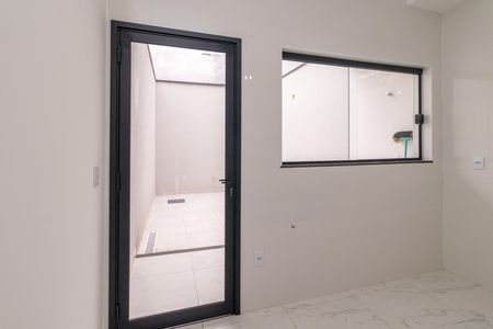 Casa à venda com 110m², 3 quartos e 2 vagas Casa à venda com 110m², 3 quartos e 2 vagasCozinha