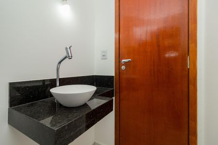 Casa à venda com 110m², 3 quartos e 2 vagas Casa à venda com 110m², 3 quartos e 2 vagasLavabo