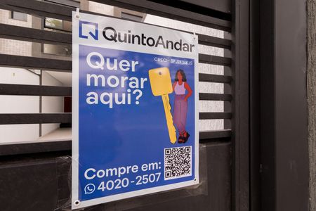 Casa à venda com 110m², 3 quartos e 2 vagas Casa à venda com 110m², 3 quartos e 2 vagasPlaca instalada