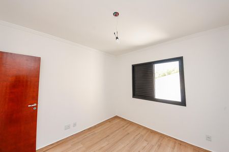 Casa à venda com 110m², 3 quartos e 2 vagasQuarto 2
