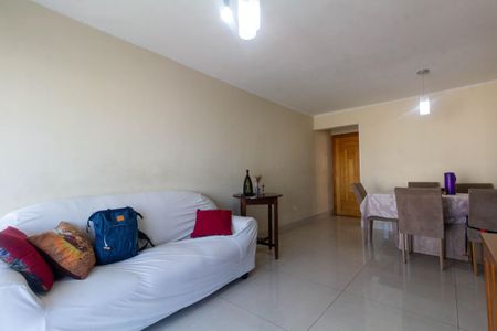 Apartamento para alugar com 111m², 3 quartos e 1 vagaSala