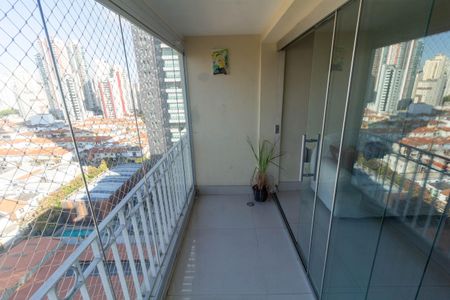 Apartamento para alugar com 111m², 3 quartos e 1 vagaVaranda