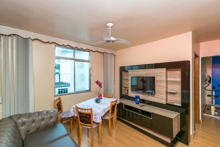 Sala de apartamento para alugar com 2 quartos, 60m² em Olaria, Rio de Janeiro