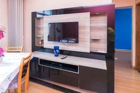 Apartamento para alugar com 60m², 2 quartos e sem vagaSala