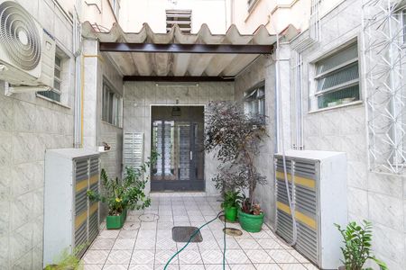 Apartamento para alugar com 60m², 2 quartos e sem vagaÁrea comum - Hall da entrada