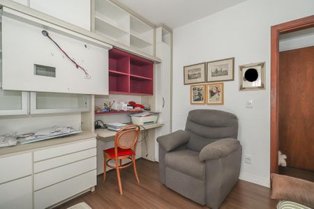 Apartamento à venda com 120m², 2 quartos e 1 vagaQuarto 