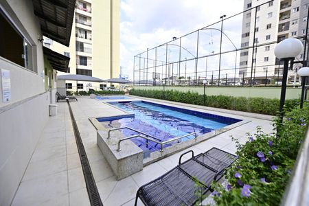 Apartamento para alugar com 60m², 2 quartos e 1 vagaÁrea comum