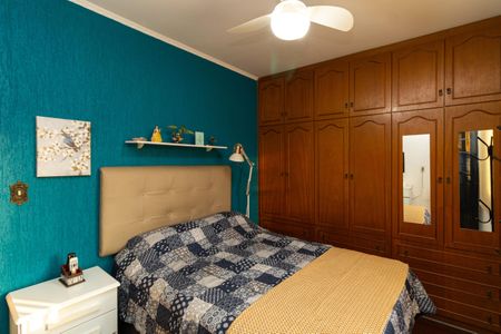 Casa à venda com 180m², 3 quartos e 2 vagas Casa à venda com 180m², 3 quartos e 2 vagasQuarto 3