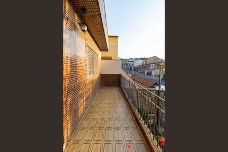 Casa à venda com 180m², 3 quartos e 2 vagas Casa à venda com 180m², 3 quartos e 2 vagasVaranda do Quarto 3