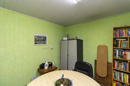 Casa à venda com 180m², 3 quartos e 2 vagas Casa à venda com 180m², 3 quartos e 2 vagasQuarto de Serviço