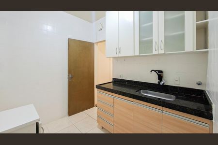 Cozinha de casa à venda com 2 quartos, 70m² em Santa Ines, Belo Horizonte
