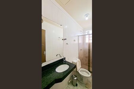 Casa para alugar com 70m², 2 quartos e 1 vaga Casa para alugar com 70m², 2 quartos e 1 vagaBanheiro